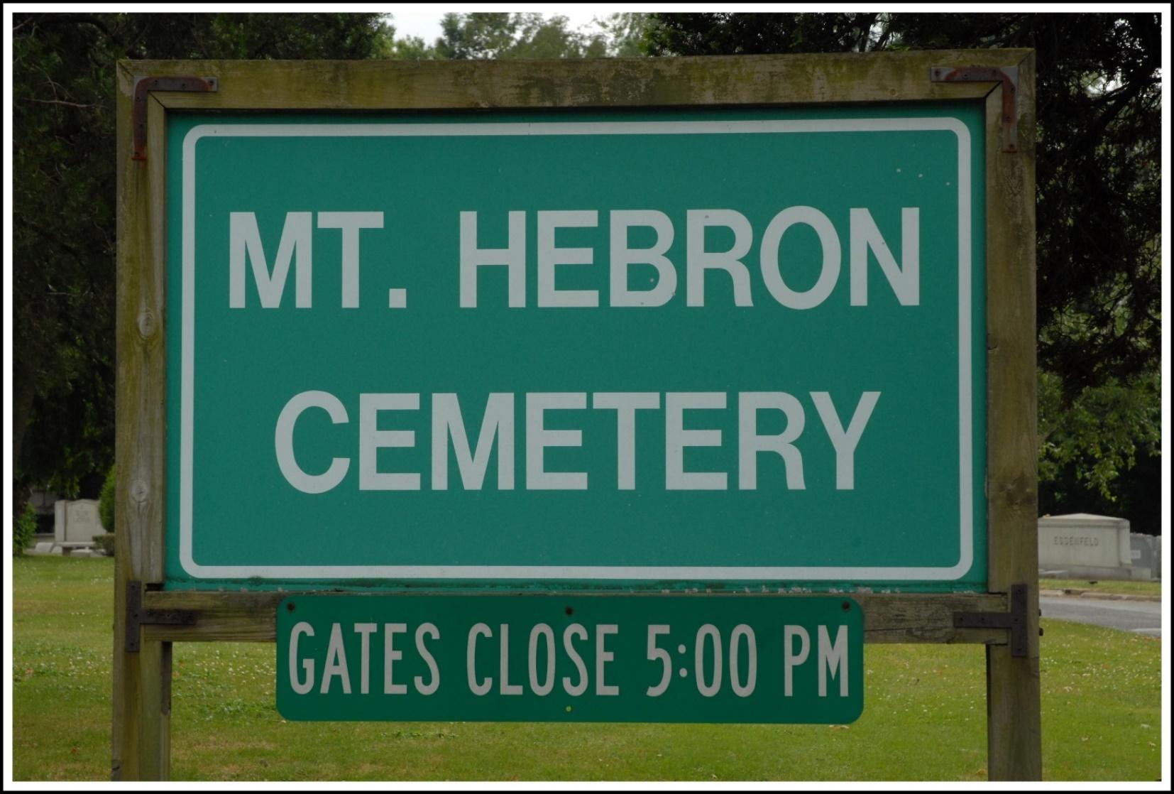 A green sign with white text
Description automatically generated with medium confidence